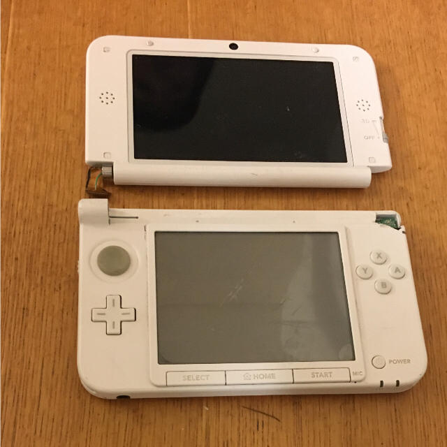 ニンテンドー3DS(ニンテンドー3DS)の3DSLL ジャンク品 エンタメ/ホビーのゲームソフト/ゲーム機本体(携帯用ゲーム機本体)の商品写真