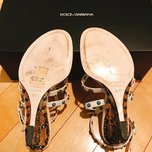 DOLCE&GABBANA(ドルチェアンドガッバーナ)のDolce&Gabbana ウェッジソールサンダル(白) レディースの靴/シューズ(サンダル)の商品写真