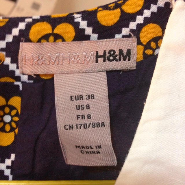 H&M(エイチアンドエム)のH＆M トップス レディースのトップス(カットソー(半袖/袖なし))の商品写真