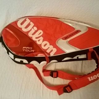 ウィルソン(wilson)のテニスバック　大型　ウィルソン　赤　ラケットケース(その他)