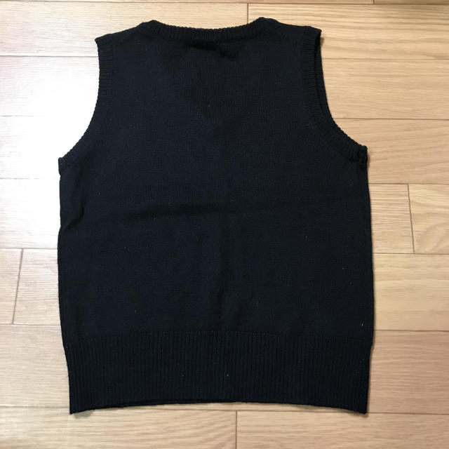 COMME CA ISM(コムサイズム)のコムサイズム ベスト 110 キッズ/ベビー/マタニティのキッズ服男の子用(90cm~)(ニット)の商品写真