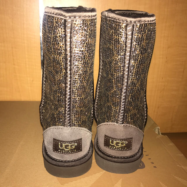 UGG ムートンブーツ レオパード 23㎝