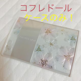 コフレドール(COFFRET D'OR)のコフレドール ケース 限定 桜 ゴールド(ファンデーション)