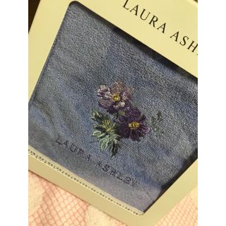 ローラアシュレイ(LAURA ASHLEY)のローラアシュレイ❁トイレットペーパーカバー(トイレ収納)