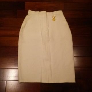 マックスマーラ(Max Mara)のMaxMaraスカート冬用 白 used(ロングスカート)