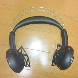 【値下げしました！】VIE SHAIR Bluetoothヘッドホン(ヘッドフォン/イヤフォン)