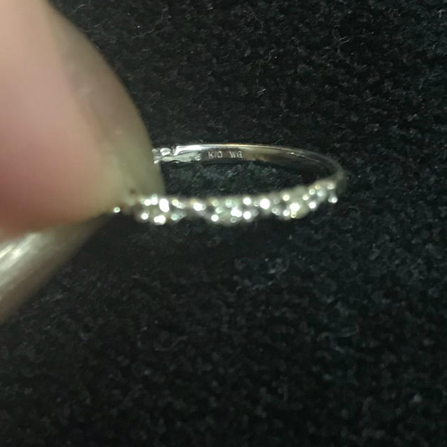 4℃(ヨンドシー)のホワイトゴールドとダイヤのハーフエタニティピンキーリングk10 レディースのアクセサリー(リング(指輪))の商品写真