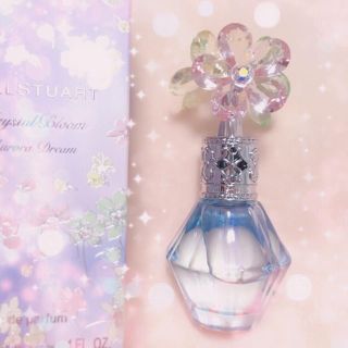 ジルスチュアート(JILLSTUART)の♡JILLSTUART♡限定♡クリスタルブルーム♡オーロラドリーム♡香水♡(香水(女性用))