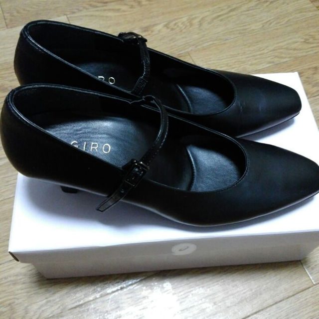 GIRO(ジロ)のむらやん様専用：アシックスGIRO黒パンプス24cm レディースの靴/シューズ(ハイヒール/パンプス)の商品写真