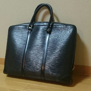 LOUIS VUITTON - みみ様ヴィトン エピ ビジネスバッグ 黒の通販 by ABC