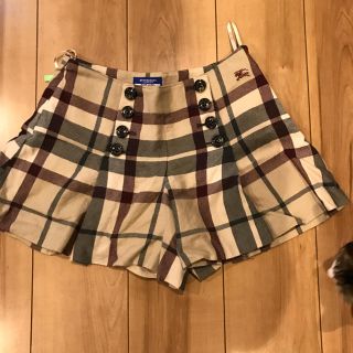 バーバリーブルーレーベル(BURBERRY BLUE LABEL)のバーバリーブルーレーベルショートパンツ(ショートパンツ)