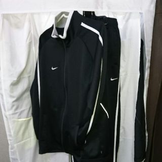 ナイキ(NIKE)のNIKE ジャージ上下  (黒色)(セット/コーデ)