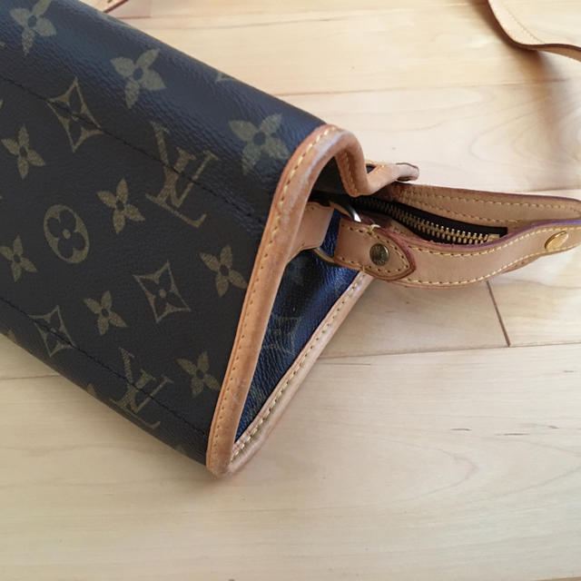 LOUIS VUITTON(ルイヴィトン)のルイヴィトン モノグラム ポパンクール レディースのバッグ(ショルダーバッグ)の商品写真