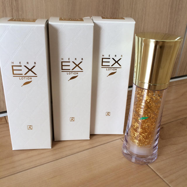 ロイヤル化粧品 ロイヤルハーブ EXローション 35ml×3個 純金箔入 新品-