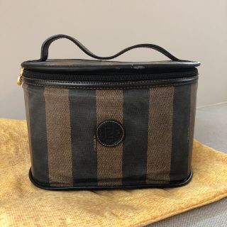 フェンディ バニティポーチの通販 20点 | FENDIを買うならラクマ