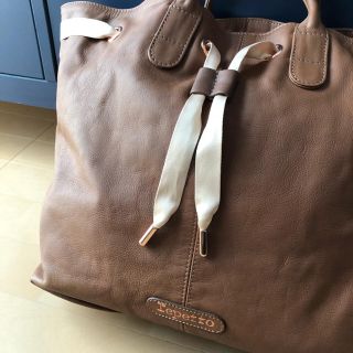 レペット(repetto)の極美品⭐️定価63000円、 Repetto/レペット アラベスク ハンドバック(ハンドバッグ)