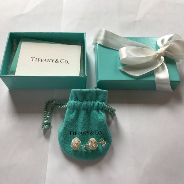 Tiffany & Co. - 【未使用】ティファニー ツイストノット ピアス☆