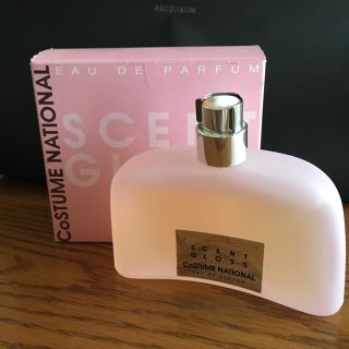 コスチュームナショナル(CoSTUME NATIONAL)のコスチュームナショナル 香水 セントグロス 50ml(香水(女性用))