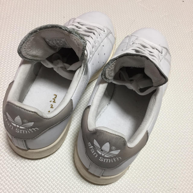 adidas(アディダス)のadidas Stan Smithグレー レディースの靴/シューズ(スニーカー)の商品写真