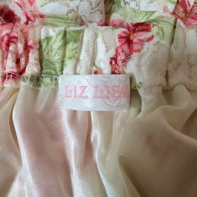 LIZ LISA(リズリサ)の花柄スカート レディースのスカート(ミニスカート)の商品写真