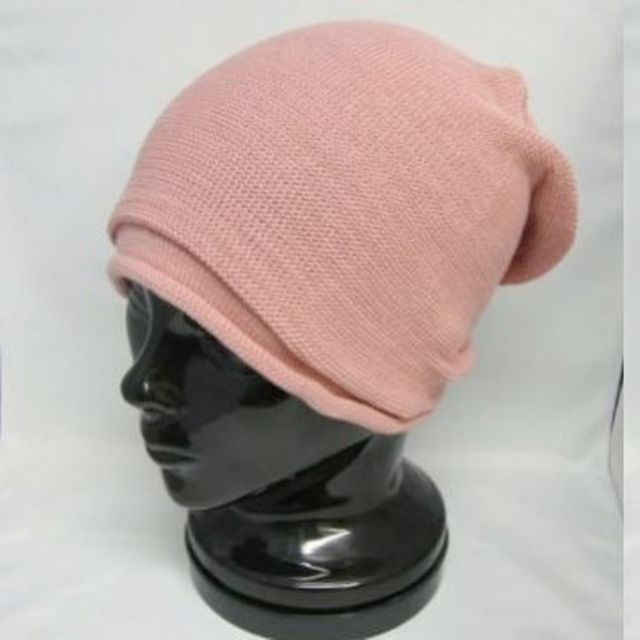 送料無料・新品・ニットキャップ・男女兼用 メンズの帽子(ニット帽/ビーニー)の商品写真