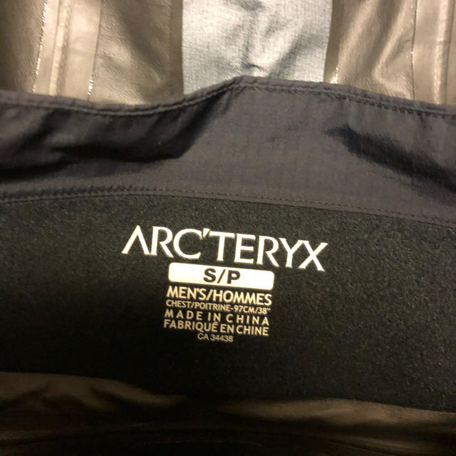 ARC'TERYX(アークテリクス)のみう様専用 アークテリクス ベータ ゴアテックス メンズのジャケット/アウター(マウンテンパーカー)の商品写真