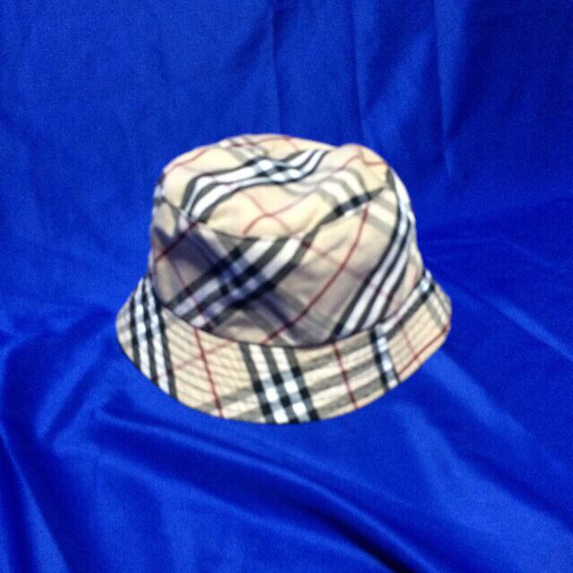 BURBERRY(バーバリー)の帽子 レディースの帽子(ハット)の商品写真