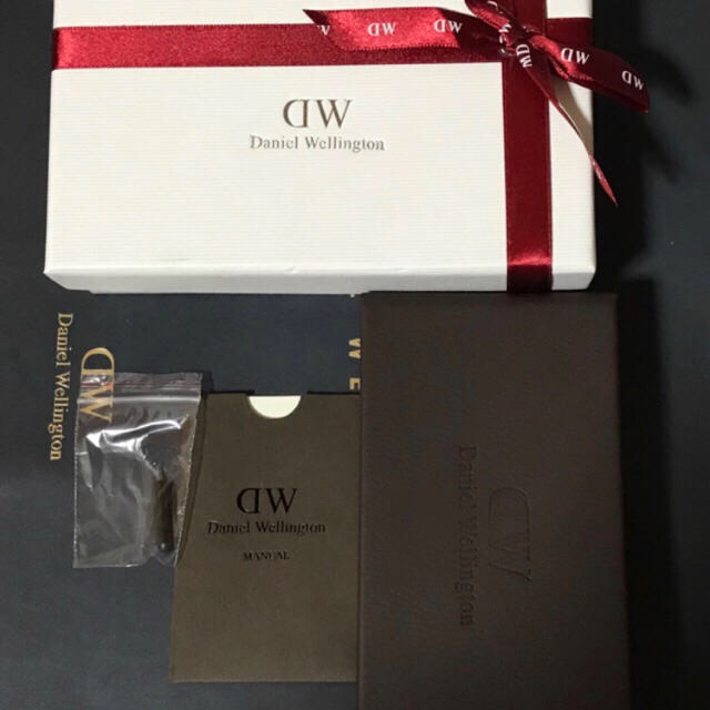 Daniel Wellington(ダニエルウェリントン)の【ダニエルウェリントン】腕時計 ダラム ホワイト 36mm メンズの時計(腕時計(アナログ))の商品写真