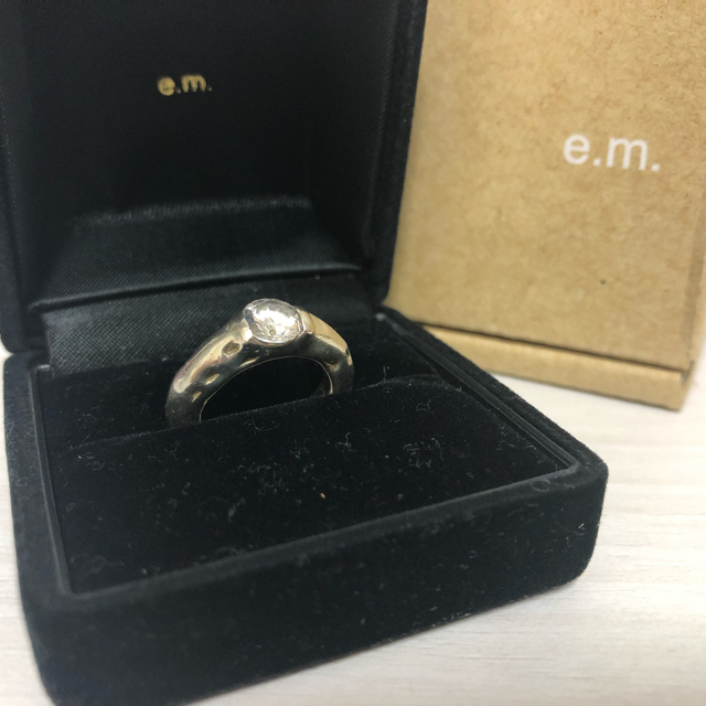 e.m.(イーエム)のe.m ジルコニアピンキーリング レディースのアクセサリー(リング(指輪))の商品写真