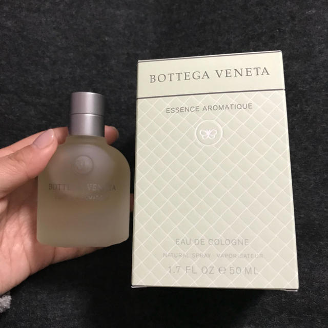 Bottega Veneta(ボッテガヴェネタ)の値下げ 新品未使用 ボッテガヴェネタ香水 専用 コスメ/美容の香水(香水(女性用))の商品写真