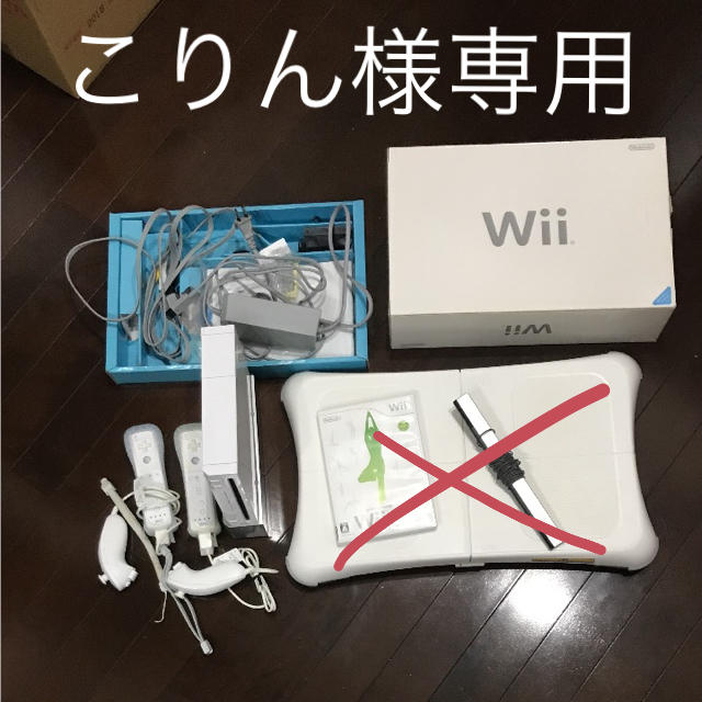 Wii(ウィー)のこりん様専用 任天堂Wii本体  エンタメ/ホビーのゲームソフト/ゲーム機本体(家庭用ゲーム機本体)の商品写真