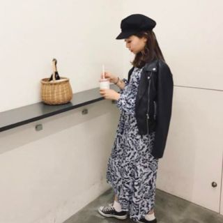 ザラ(ZARA)の雑誌掲載 完売品 S ザラ プリント ミディ ドレス ワンピ 花柄 ストライプ(ロングワンピース/マキシワンピース)