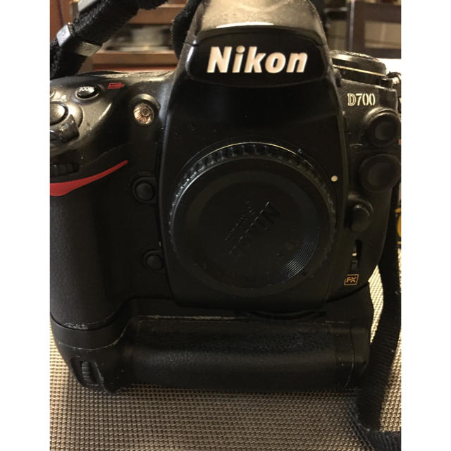 Nikon - D700 一眼レフカメラ グリップはなし 中古