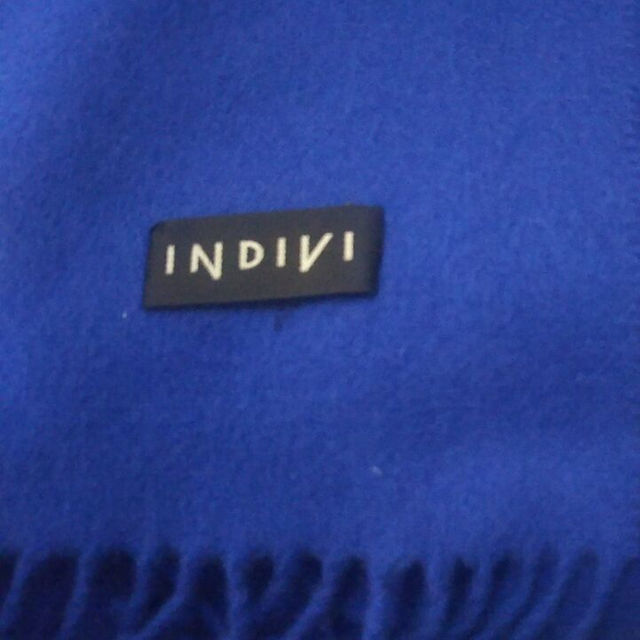 INDIVI(インディヴィ)のINDIVI　　マフラー レディースのファッション小物(マフラー/ショール)の商品写真