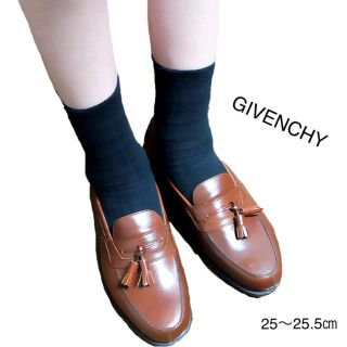 ジバンシィ(GIVENCHY)のタッセル付きローファー 〈GIVENCHY〉(ローファー/革靴)