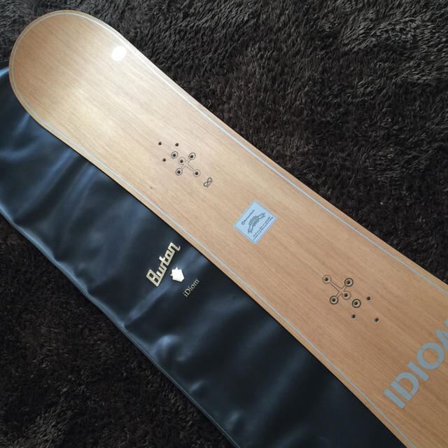 BURTONバートンidiomラインスノーボード木目調 BURTONバートンidiomラインスノーボード木目調