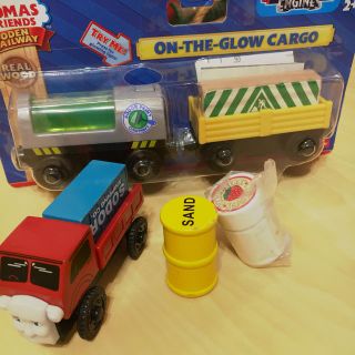 フィッシャープライス(Fisher-Price)のさらさ様@木製トーマス貨物の車輌いろいろ(キャラクターグッズ)