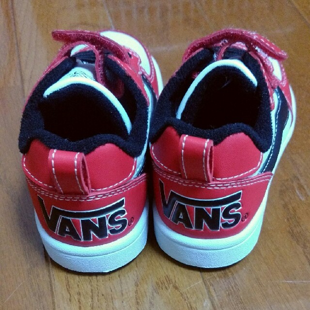 VANS(ヴァンズ)のVANSキッズスニーカー　新品15㎝ キッズ/ベビー/マタニティのキッズ靴/シューズ(15cm~)(スニーカー)の商品写真