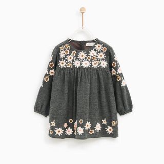 ザラキッズ(ZARA KIDS)の再値下げ☆ ザラベイビー フラワー刺繍ワンピース(ワンピース)