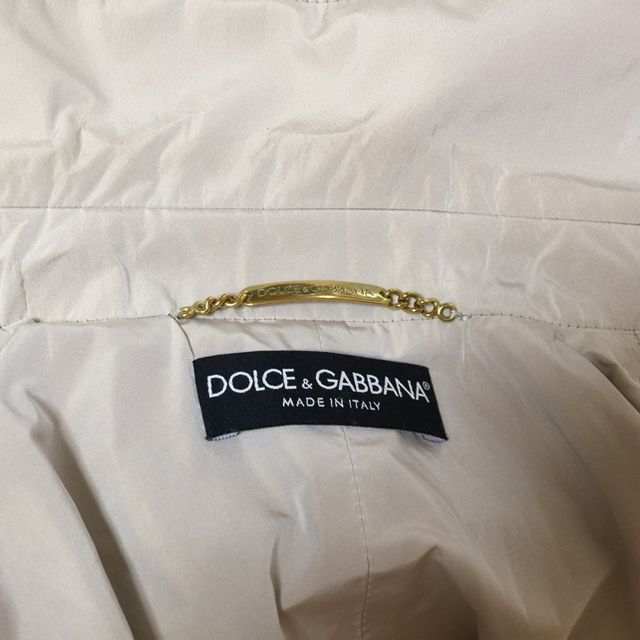 DOLCE&GABBANA(ドルチェアンドガッバーナ)のドルチェ&ガッパーナ ドレストレンチ レディースのジャケット/アウター(トレンチコート)の商品写真