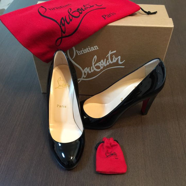 Christian Louboutin(クリスチャンルブタン)のクリスチャンルブタン ヒール レディースの靴/シューズ(ハイヒール/パンプス)の商品写真