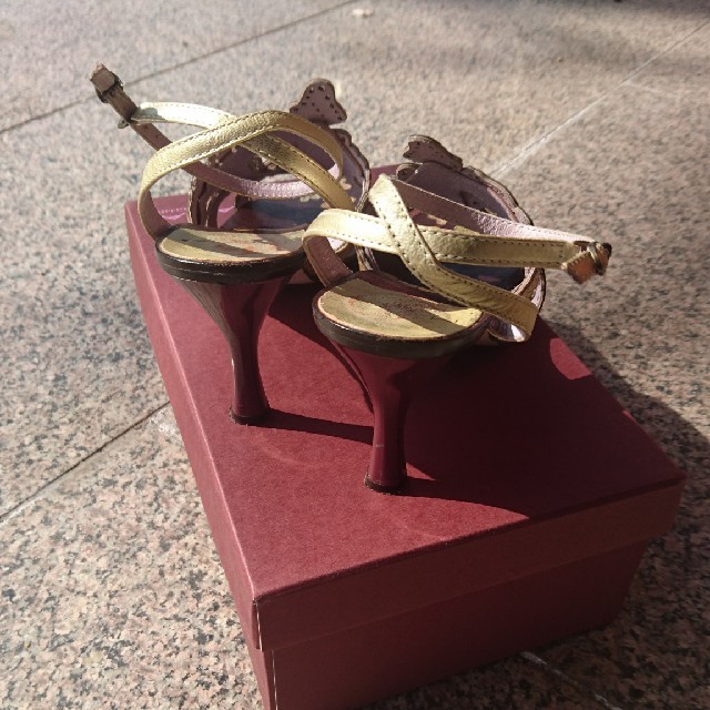 MANAバタフライサンダル レディースの靴/シューズ(サンダル)の商品写真