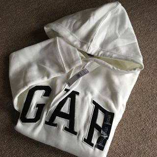 ギャップ(GAP)の新品未使用！gapメンズパーカー(パーカー)