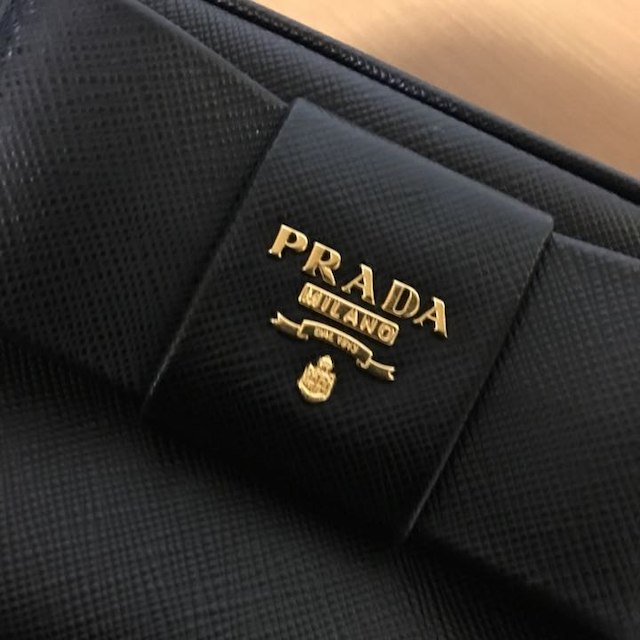 PRADA ショルダーの通販 by mm's shop｜プラダならラクマ - PRADAリボン♡サフィアーノ 高評価好評
