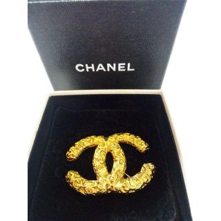 シャネル(CHANEL)の【CHANEL】シャネル ブローチ ゴールド(ブローチ/コサージュ)