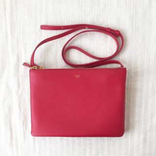 セリーヌ(celine)の【sona様専用】セリーヌ トリオ ラージ レッド(ショルダーバッグ)