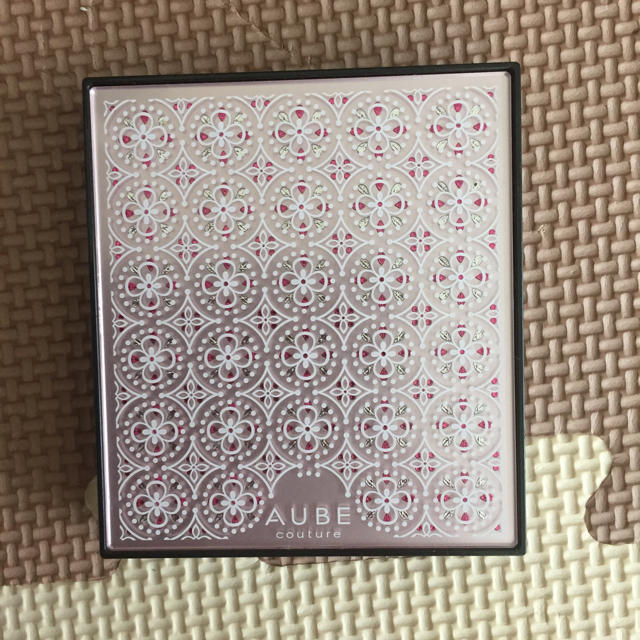 AUBE couture(オーブクチュール)のオーブクチュール アイシャドウ コスメ/美容のベースメイク/化粧品(アイシャドウ)の商品写真