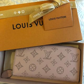 ルイヴィトン(LOUIS VUITTON)のLOUIS VUITTON ジッピーウォレット 長財布(財布)