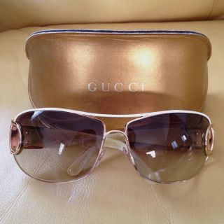 グッチ(Gucci)のGUCCIサングラス美品♡GW特価(サングラス/メガネ)