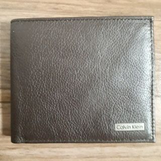 カルバンクライン(Calvin Klein)のCalvin Klein　二つ折り財布　茶　カルバンクライ(折り財布)